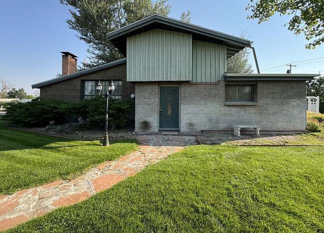 Property at 1400 11th St, Wheatland, WY 82201, 3 beds, 1.5 baths