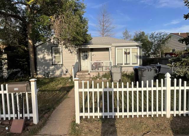 Property at 1507 Oak Ct, Cheyenne, WY 82001, 3 beds, 2 baths