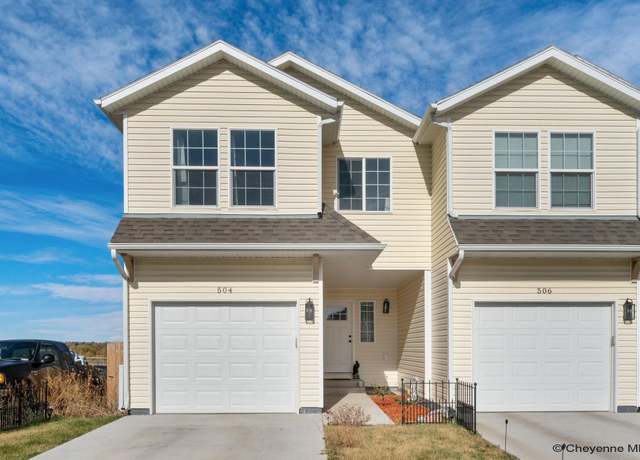 Property at 504 Queens Rd, Cheyenne, WY 82007, 3 beds, 2.5 baths