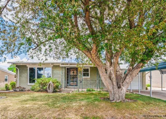 Property at 2222 E Pershing Blvd, Cheyenne, WY 82001, 3 beds, 2 baths