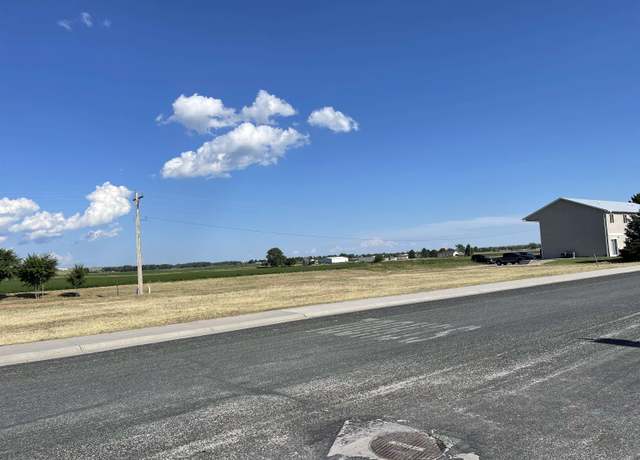 Property at Lot 1, Block 2 E P St, Torrington, WY 82240