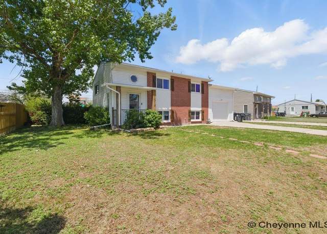 Property at 1012 Baldwin Dr, Cheyenne, WY 82007, 4 beds, 2 baths