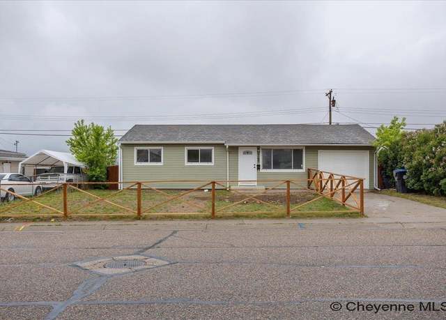 Property at 1168 W Leisher Rd, Cheyenne, WY 82007, 5 beds, 2 baths