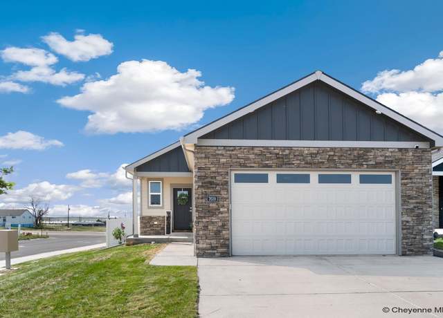 Property at 7639 Three Hearts Trl, Cheyenne, WY 82009, 3 beds, 2 baths