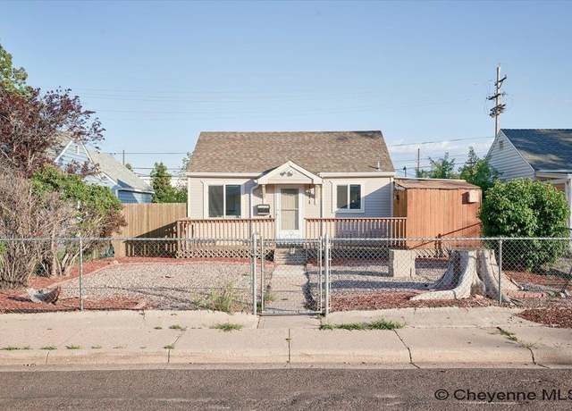 Property at 1011 E 6th St, Cheyenne, WY 82007, 1 bed, 1 bath