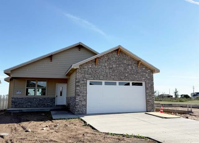 Property at 3308 Thomas Rd, Cheyenne, WY 82009, 3 beds, 2 baths