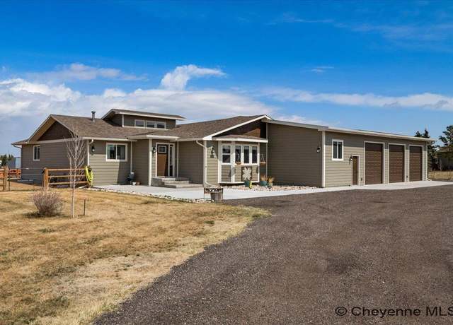 Property at 5314 Skyline Dr, Cheyenne, WY 82009, 4 beds, 3 baths