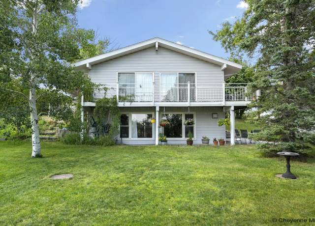 Property at 714 E Iowa St, Cheyenne, WY 82009, 5 beds, 3 baths