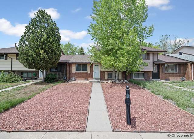 Property at 4712 E 13th St, Cheyenne, WY 82001, 3 beds, 2 baths