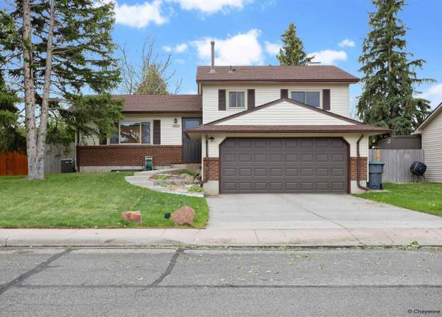 Property at 5401 Rangeview Dr, Cheyenne, WY 82001, 5 beds, 2.5 baths