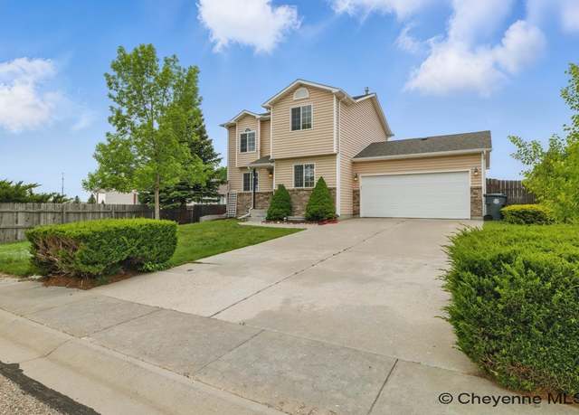 Property at 1608 Blues Dr, Cheyenne, WY 82007, 3 beds, 2.5 baths
