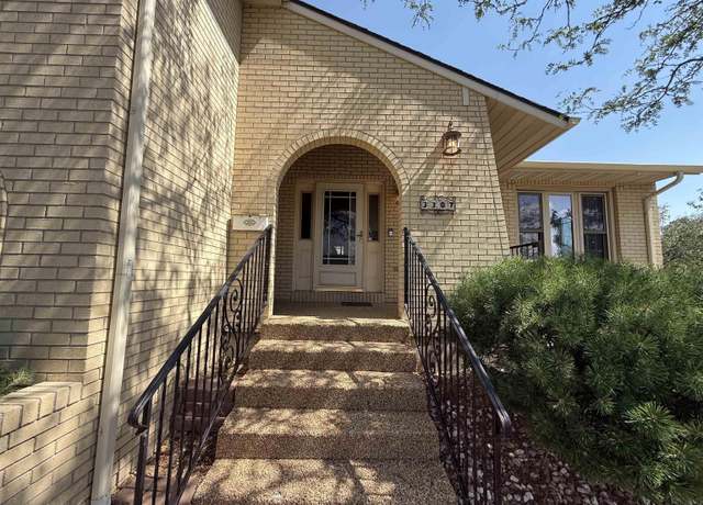 Property at 3307 Hynds Blvd, Cheyenne, WY 82001, 3 beds, 2.5 baths