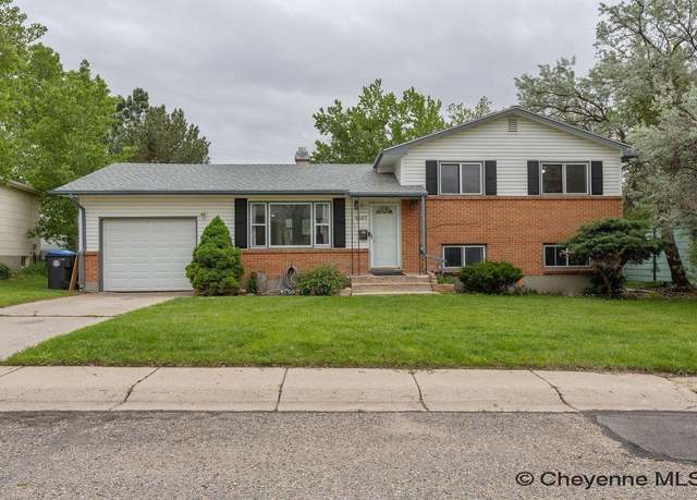 Property at 4507 E 10th St, Cheyenne, WY 82001, 3 beds, 2 baths