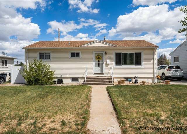 Property at 901 Cahill Dr, Cheyenne, WY 82001, 5 beds, 2 baths