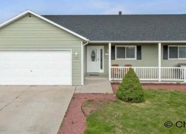Property at 4900 Phoenix Dr, Cheyenne, WY 82001, 5 beds, 3 baths