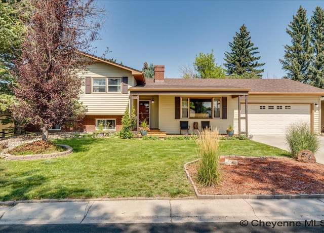 Property at 518 Dartmouth Ln, Cheyenne, WY 82009, 4 beds, 3 baths