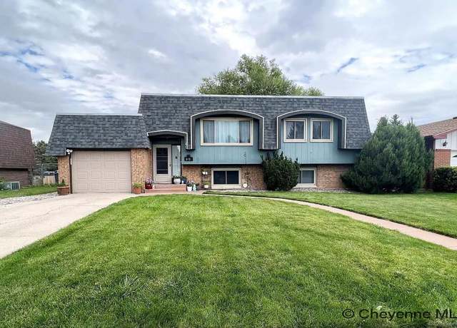 Property at 6909 Bomar Dr, Cheyenne, WY 82009, 5 beds, 2 baths