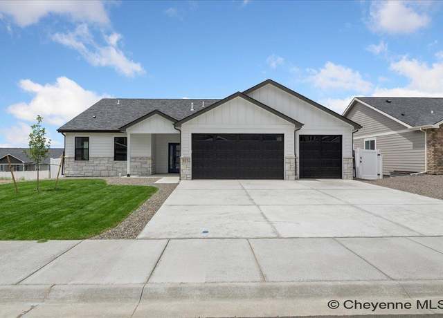 Property at 4124 Sage Rd, Cheyenne, WY 82001, 3 beds, 3 baths