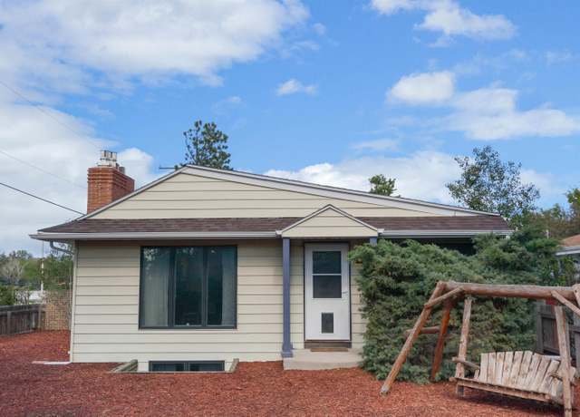 Property at 1125 W 8th Ave, Cheyenne, WY 82001, 4 beds, 3 baths