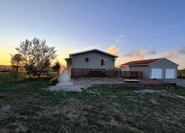 Property at 5200 Klipstein Rd, Cheyenne, WY 82009, 4 beds, 3 baths