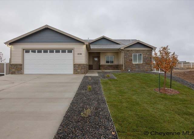 Property at 2339 Ledoux Dr, Cheyenne, WY 82007, 3 beds, 2 baths