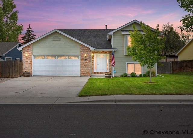 Property at 830 Centennial Dr, Cheyenne, WY 82001, 4 beds, 3 baths