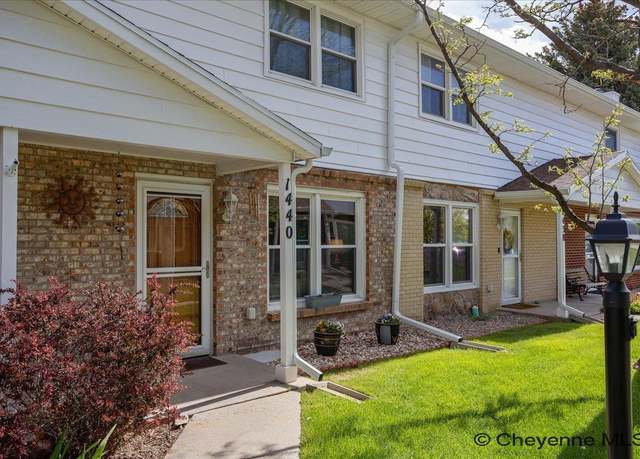 Property at 1440 Trent Ct, Cheyenne, WY 82009, 2 beds, 2 baths