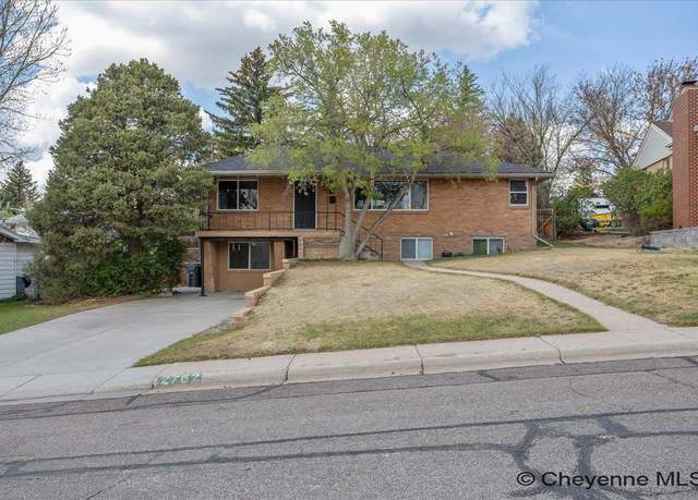 Property at 2762 Spruce Dr, Cheyenne, WY 82001, 4 beds, 2 baths