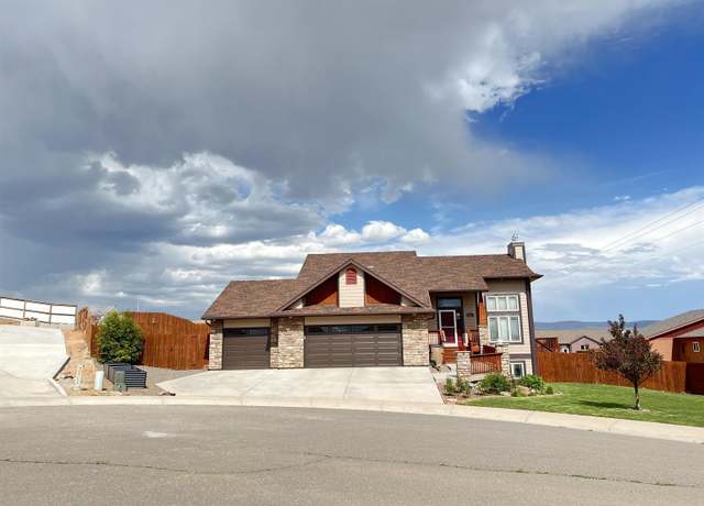 Property at 2365 Falcon Ct, Laramie, WY 82072, 5 beds, 3 baths