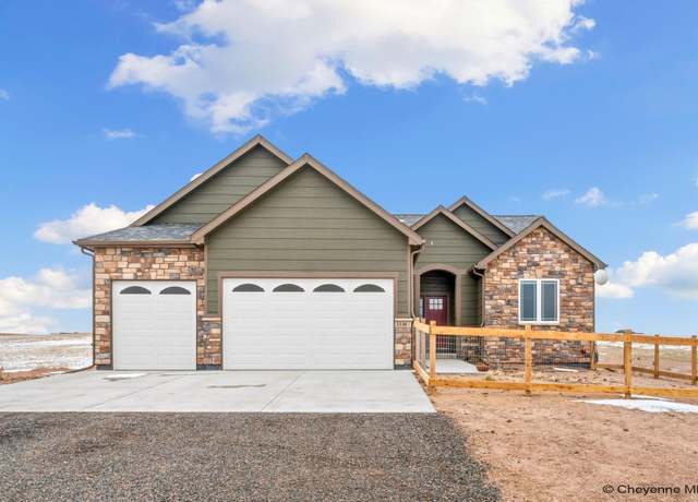 Property at 1536 Fire Rock Dr, Cheyenne, WY 82009, 4 beds, 3 baths