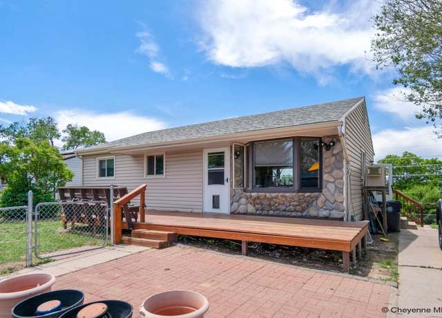 Property at 110 King Ct, Cheyenne, WY 82007, 4 beds, 2 baths