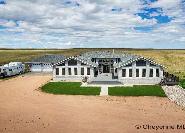 Property at 2092 Road 220, Cheyenne, WY 82009, 4 beds, 3.5 baths