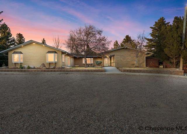 Property at 714 E Ole Maverick Rd, Cheyenne, WY 82009, 5 beds, 4.5 baths