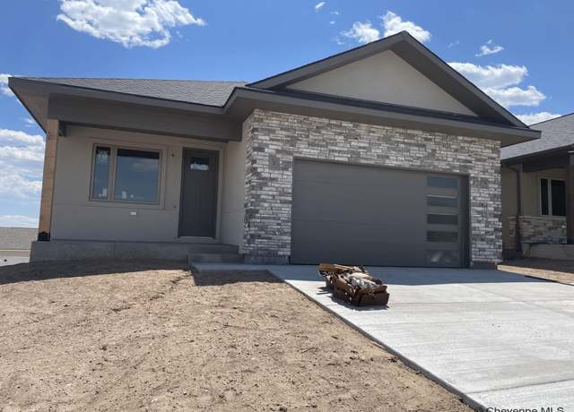Property at 4081 Saddleback Ln, Cheyenne, WY 82009, 3 beds, 3 baths