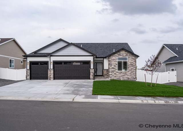 Property at 4128 Sage Rd, Cheyenne, WY 82001, 3 beds, 2 baths