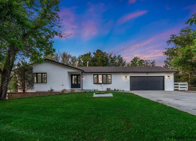Property at 704 W Four Mile Rd, Cheyenne, WY 82009, 4 beds, 3 baths