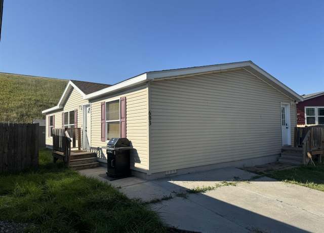 Property at 603 Broken Wheel Ct, Cheyenne, WY 82007, 3 beds, 2 baths