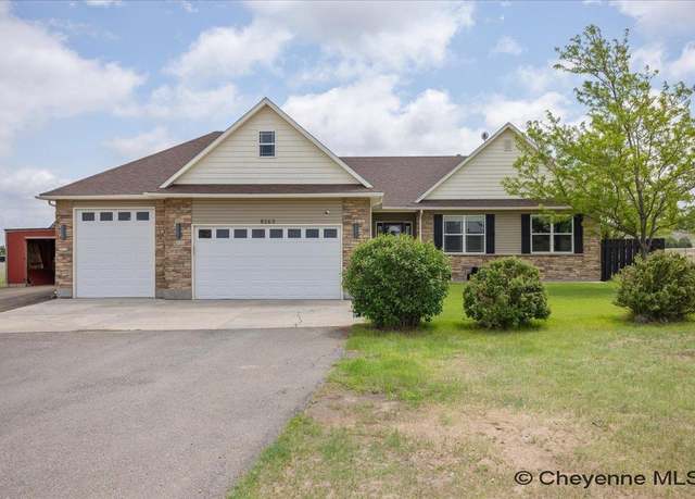 Property at 8263 Heavenly Dr, Cheyenne, WY 82009, 5 beds, 3.5 baths