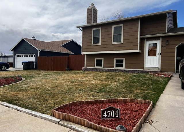 Property at 4704 Big Sur Ave, Cheyenne, WY 82001, 3 beds, 2 baths