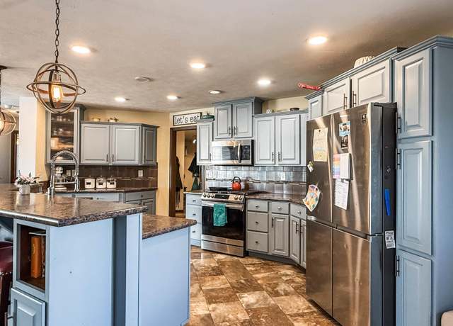 Property at 1113 Indiana Rd, Cheyenne, WY 82009, 3 beds, 2 baths