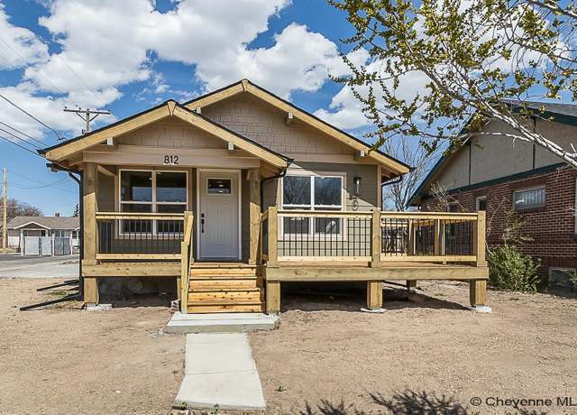 Property at 812 Randall Ave, Cheyenne, WY 82001, 3 beds, 2 baths