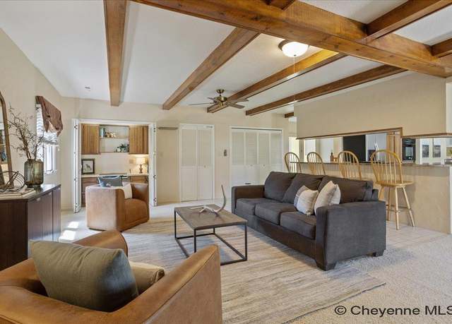Property at 848 Custer St, Cheyenne, WY 82009, 5 beds, 3 baths
