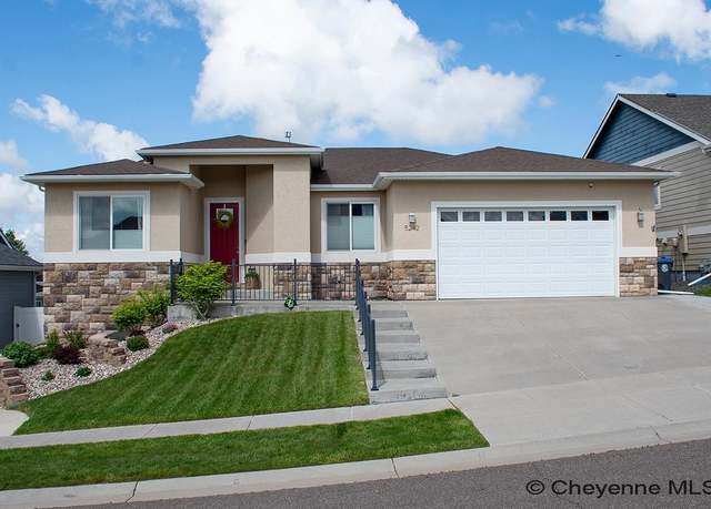 Property at 5242 Shadow Rock Dr, Cheyenne, WY 82009, 4 beds, 3 baths