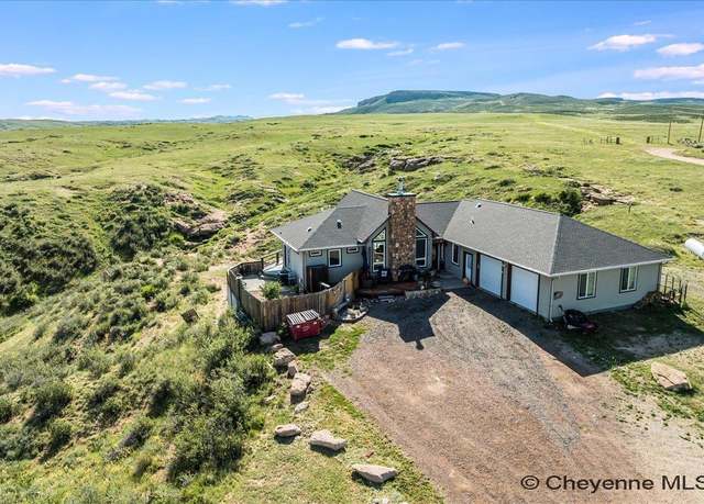 Property at 707 S Table Mtn Loop, Cheyenne, WY 82009, 4 beds, 3 baths