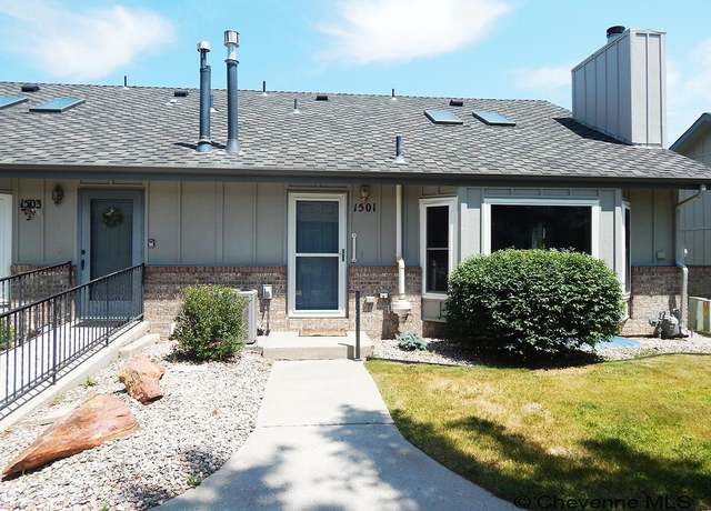 Property at 1501 Trent Ct, Cheyenne, WY 82009, 3 beds, 2.5 baths