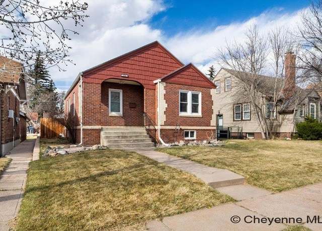 Property at 104 E 1st Ave, Cheyenne, WY 82001, 3 beds, 2 baths