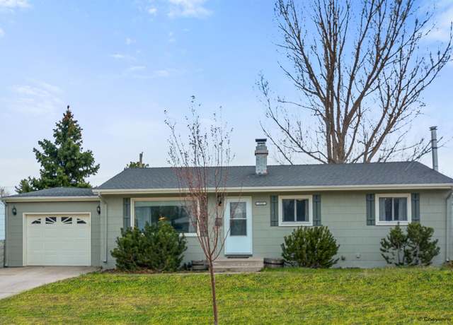 Property at 3935 E 10th St, Cheyenne, WY 82001, 4 beds, 2 baths
