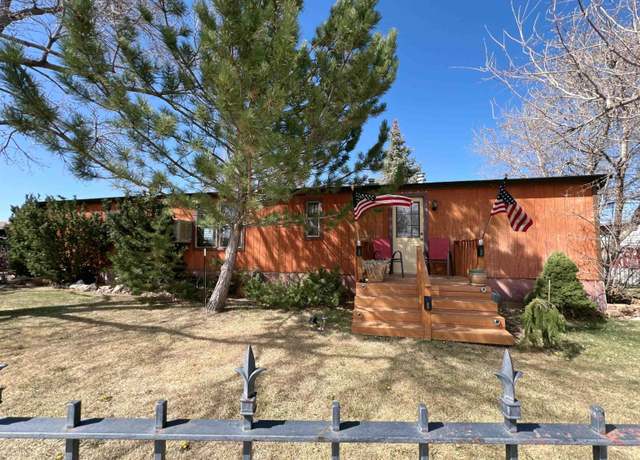 Property at 300 E Prosser Rd #103, Cheyenne, WY 82007, 3 beds, 2 baths