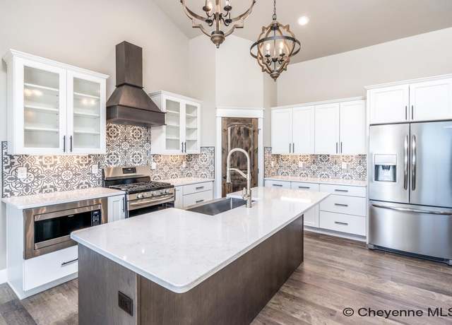 Property at 12104 Jk Trl, Cheyenne, WY 82009, 5 beds, 4 baths