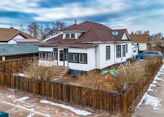 Property at 355 W University Ave, Laramie, WY 82072, 3 beds, 1 bath